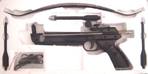 Pistolenarmbrust mit Pfeilen