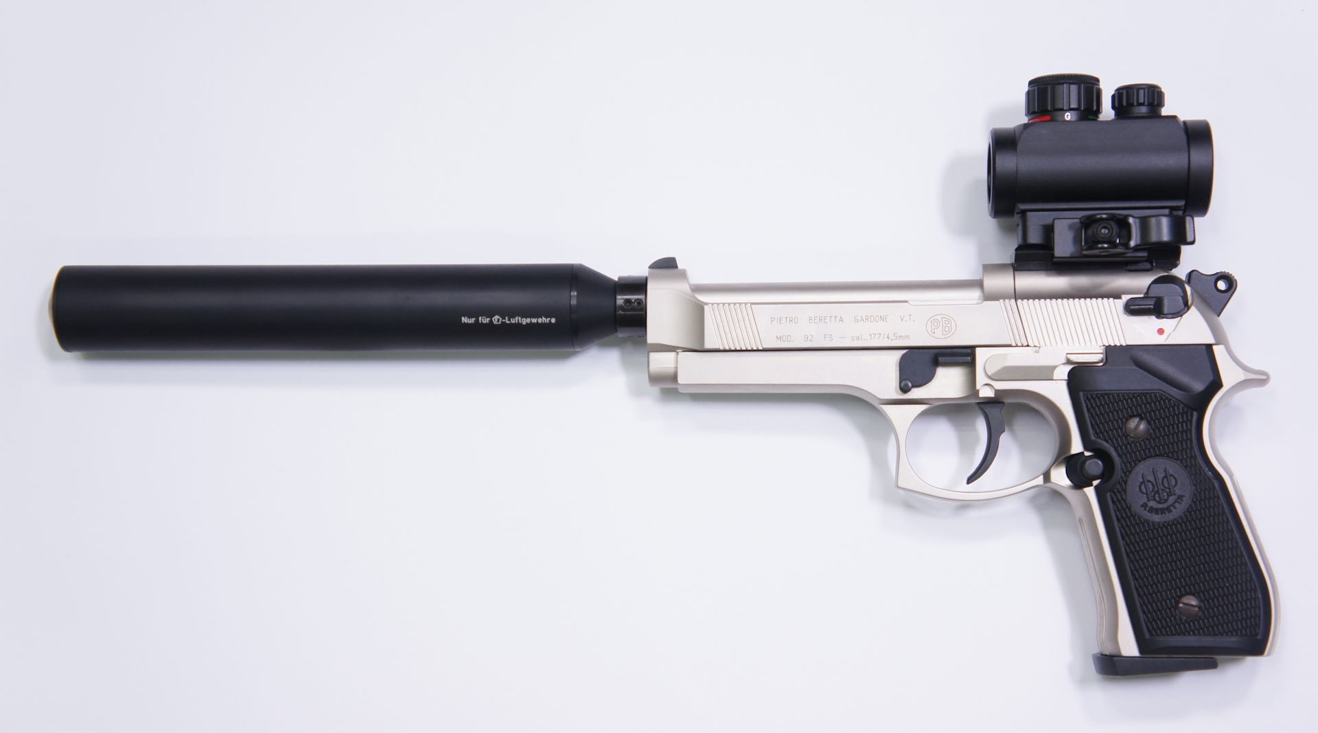 RTU Set mit der CO2 Pistole Modell Beretta 92FS vernickelt
