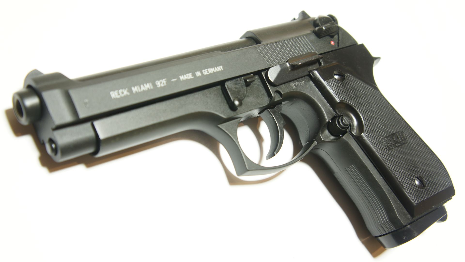 Beretta 92 Nachbau als Gaspistole