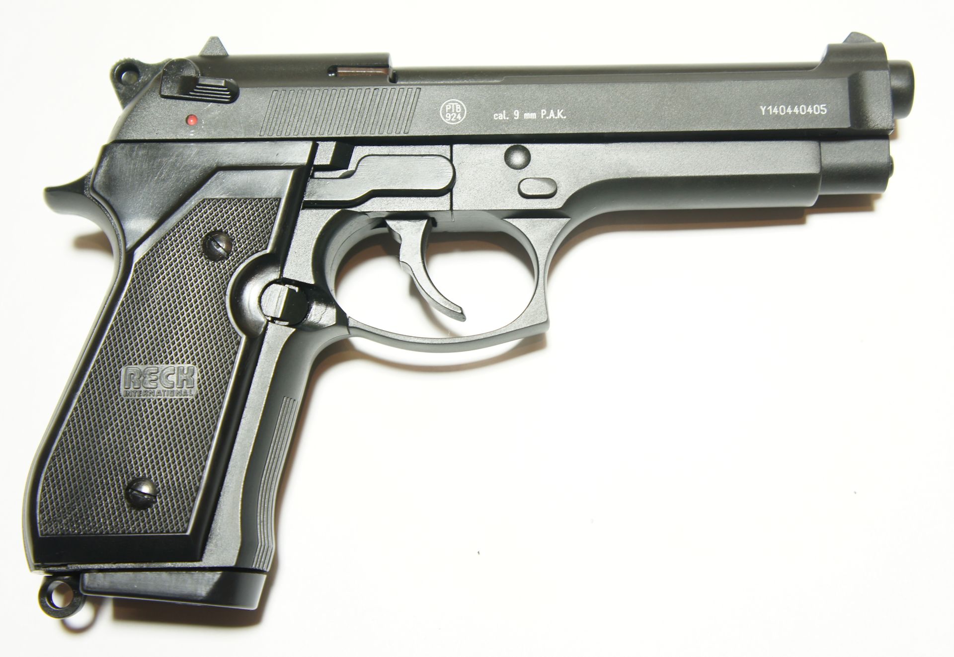 Die Gaspistole Reck 92F, als Beretta 92 Nachbau von der rechten Seite