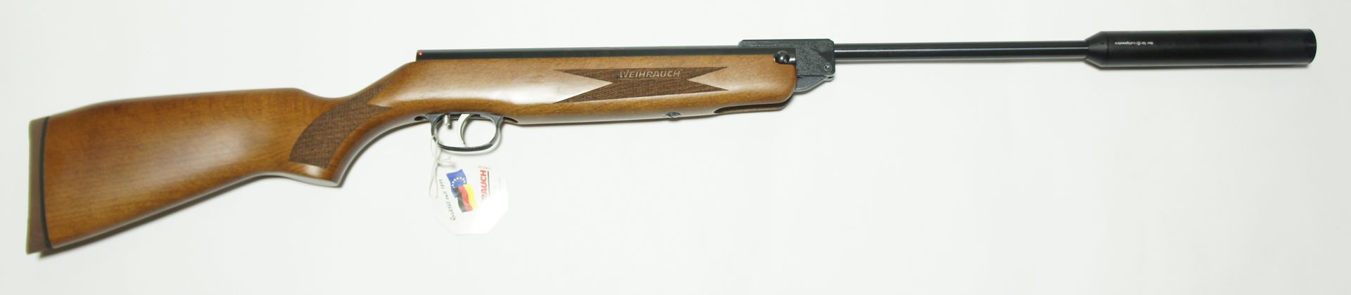 Luftgewehr Weihrauch HW 30 K (S) mit aufgeschraubtem <a href=1168812.htm>Schalldmpfer</a>