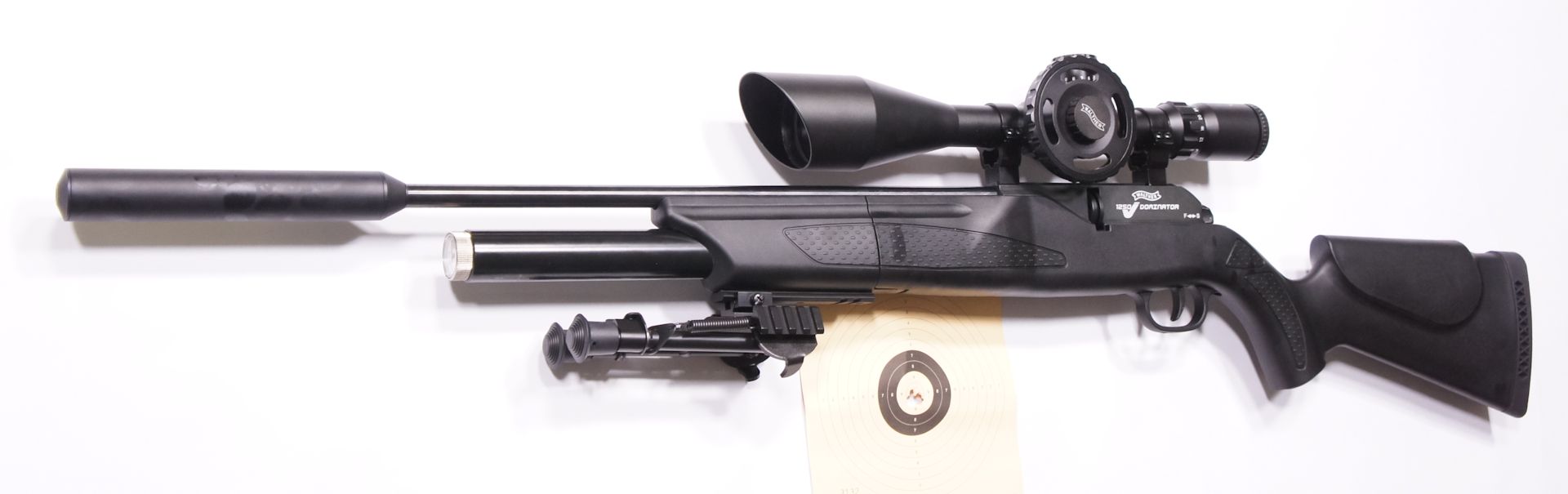 Walther Dominator im Set, aber zusätzlich mit Laufgewinde, Schalldämpfer und Abzugstuning, Abbildung zeift die Ausführung mit 53cm Lauflänge