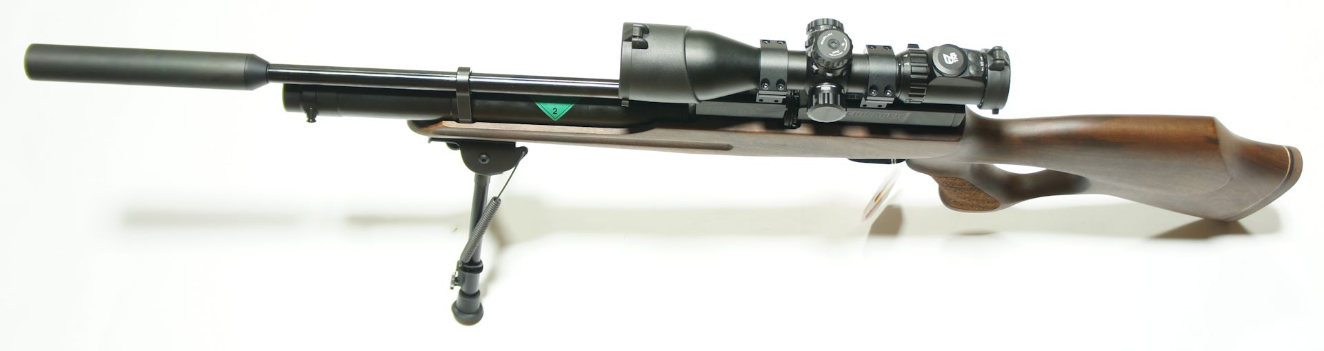 Das Zielfernrohr UTG 4-16x44 ergänzt dises Luftgewehr hervorragend.