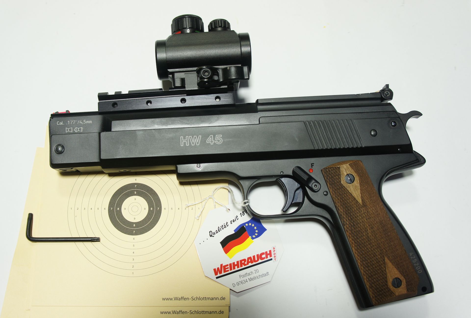 Montagebeispiel an der Luftpistole HW 45 / Die Linsen sind durch Gummikappen geschtzt. Solche Geschosse der Marke Mittels der Schnellspannmontage ist dieses kleine, kompakte Visier eine optimale Ergnzung auf vielen Waffen. Solche Geschosse der Marke H&N wrde ich zu dieser Pistole empfelen.