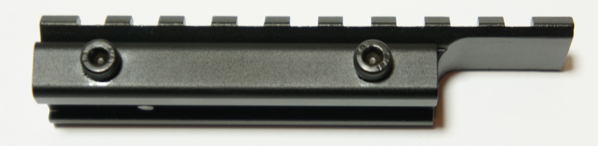 UTG Adapter von 13mm auf Schienenbreite ca. 21mm