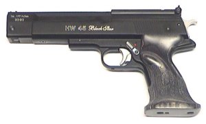 HW 45 black star Kaliber 5,5mm Luftpistole mit Sportgriff