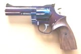 verschiedene Revolver