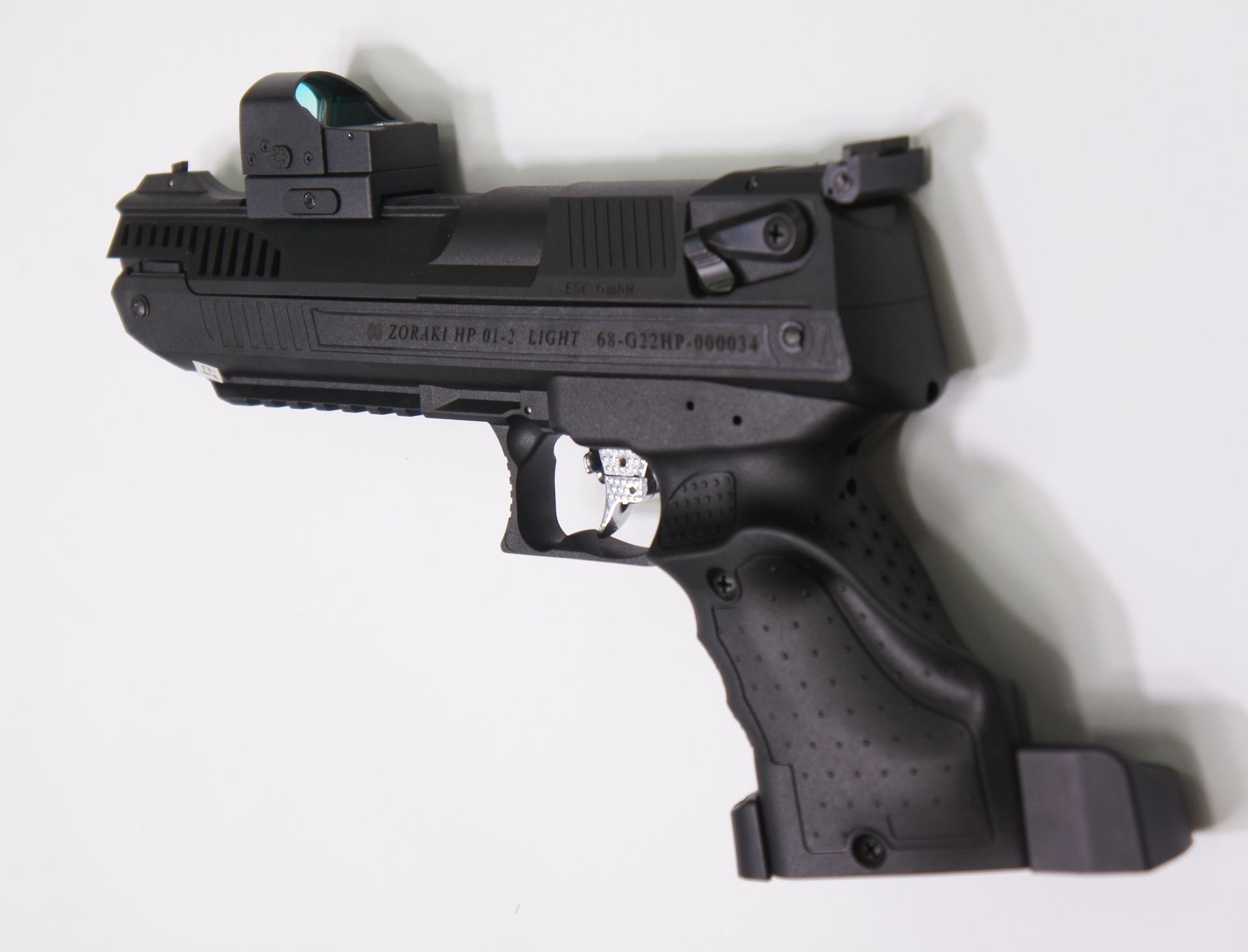 Montagebeispiel vom Reflexvisier Konus Sight Pro Fission mit Luftpistole Zoraki H01. An der Pistole habe ich Anpassungen gemacht und die wird bei mir so verkauft.