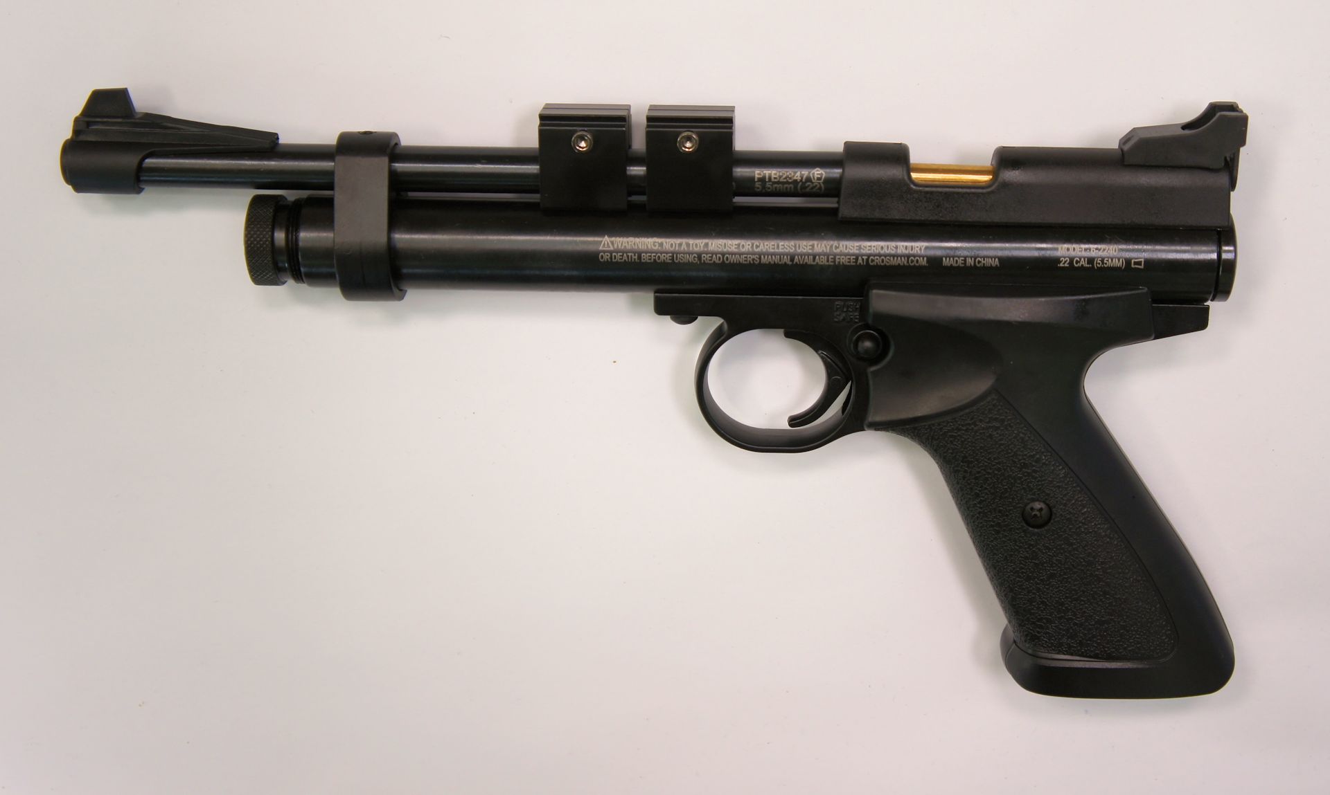 Montagebeispiel an Crosman 2240