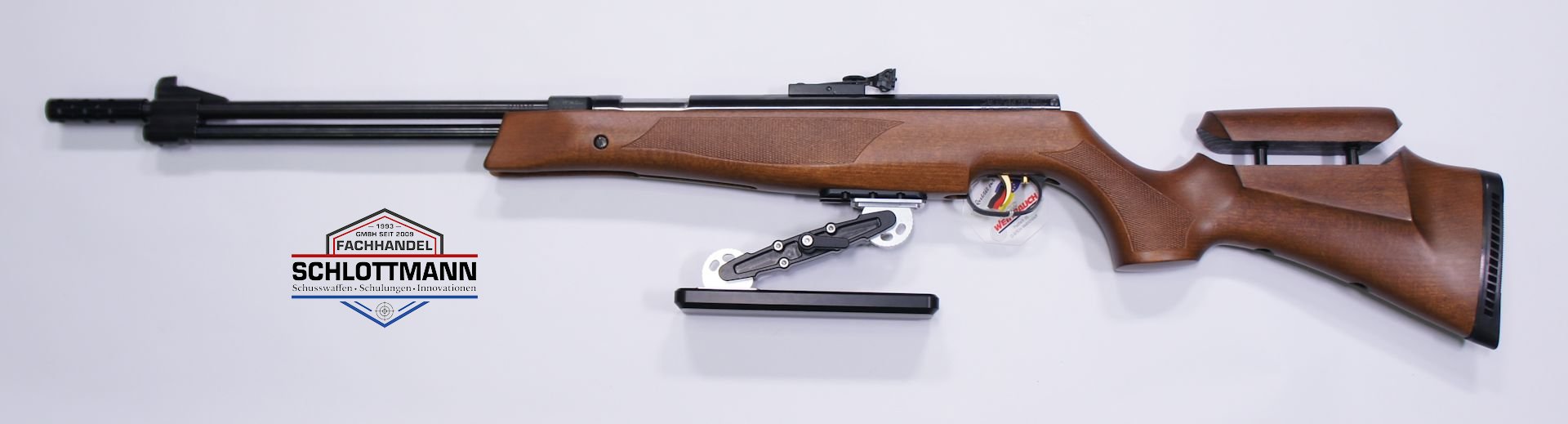 Montagebeispiel am Luftgewehr HW 77 K sd und mittes dieser UIT Schiene befestigtem <a href=1131630-K1.htm> Hamster </a>. Wer sich fr eine UIT Schiene interesiert, sollte diesen <a href=1131630-K1.htm> Hamster </a>nher angeschaut haben. Der wurde von einem FT Schtzen fr Schtzen entwickelt und hergestellt. Gegen Aufpreis knnen die Waffen so konfiguriert werden.