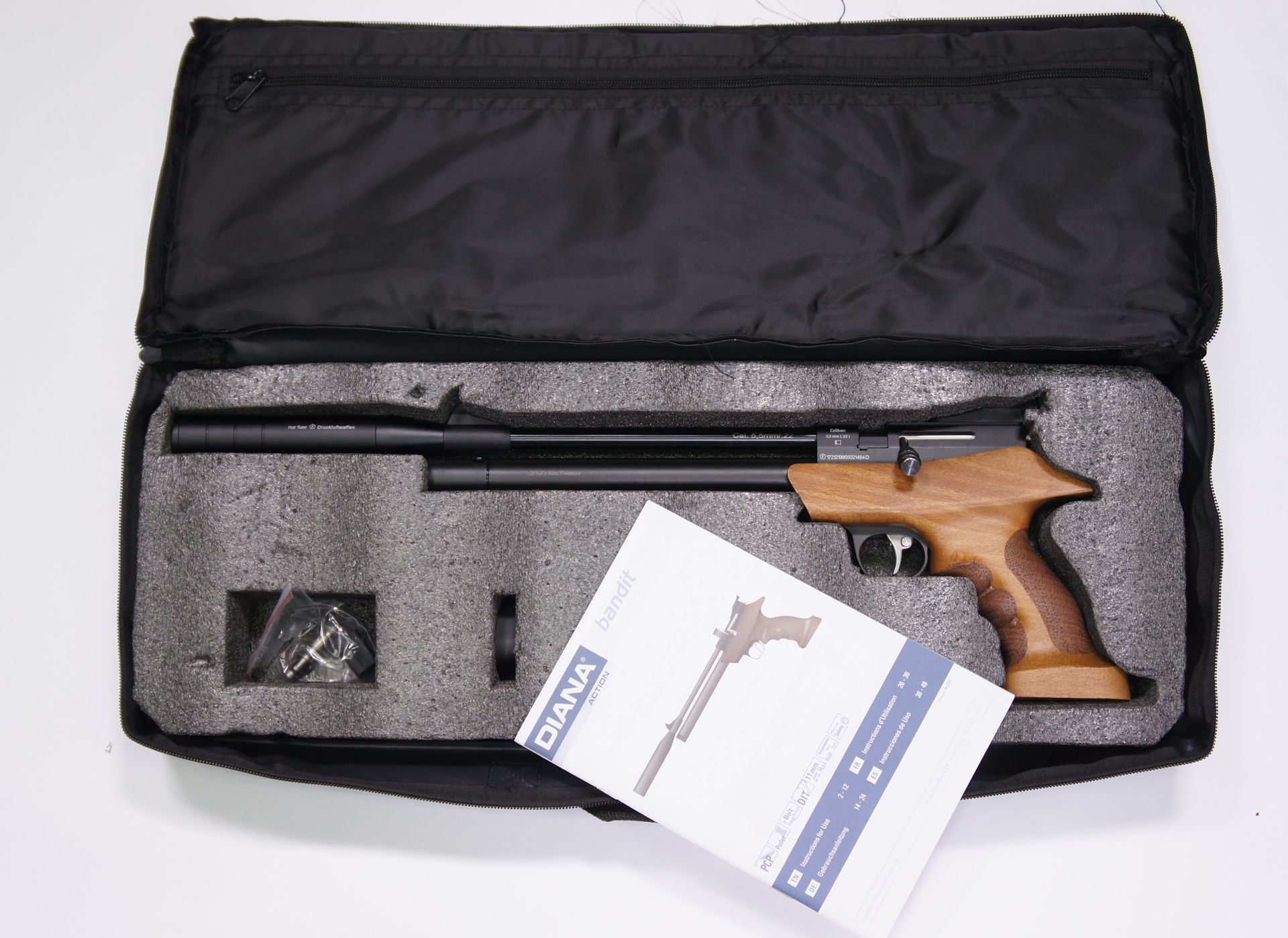 Lieferumfang von der Repetier- Luftpistole Diana Bandit im Kaliber 5,5mm
