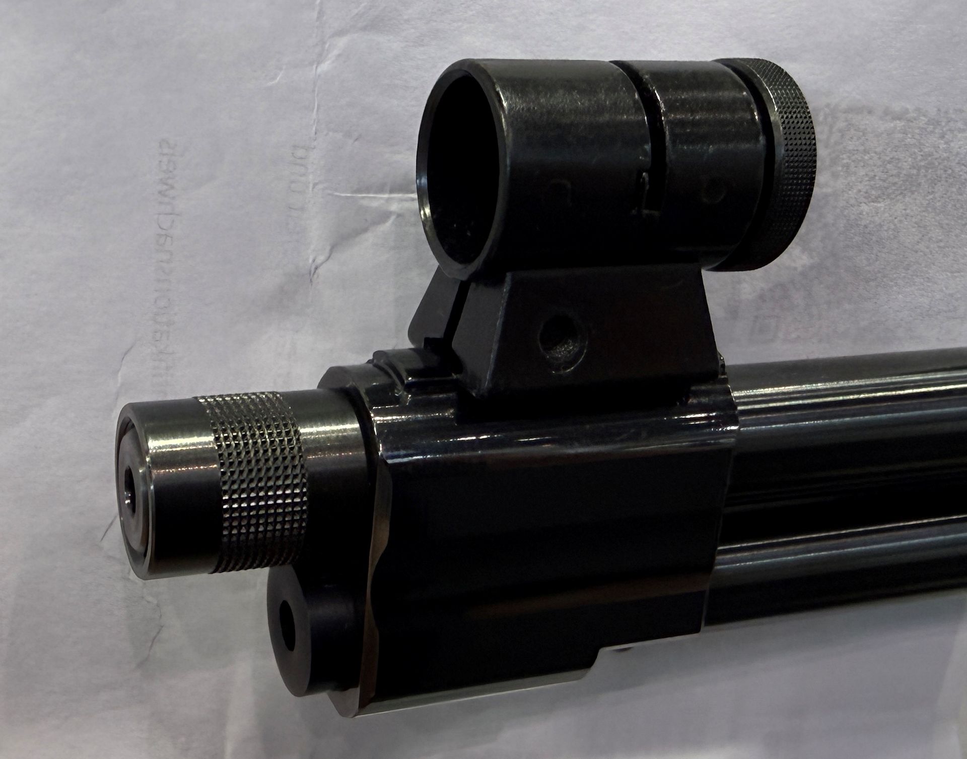 Details zum Luftgewehr Weihrauch HW 57 mit Laufgewinde f�r Schalld�mpfer und neuer Korntr�ger Weihrauch