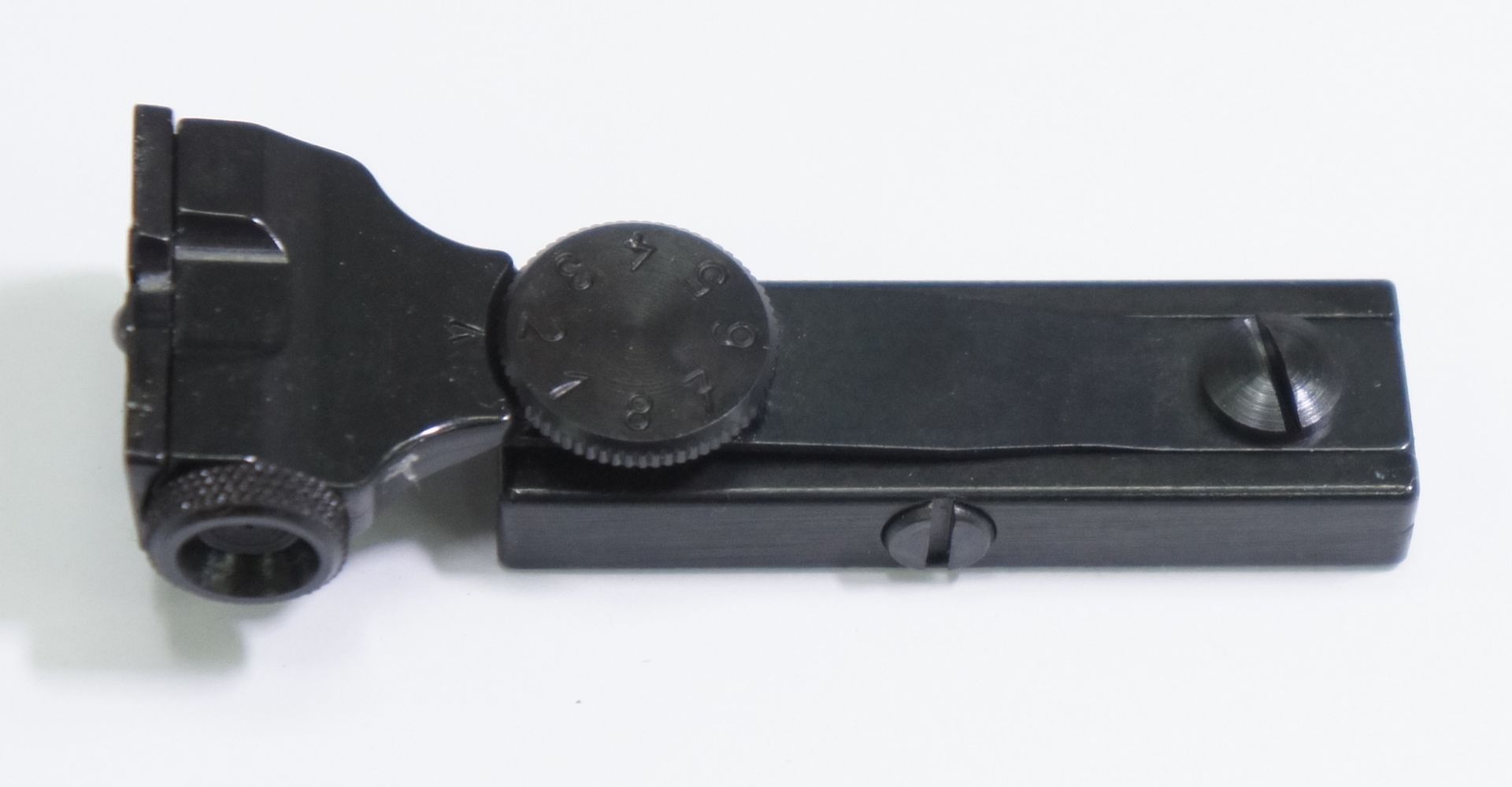 Mikrometervisier mit verschiedenen Kimmenausschnitten für Luftgewehre der Marke Weihrauch