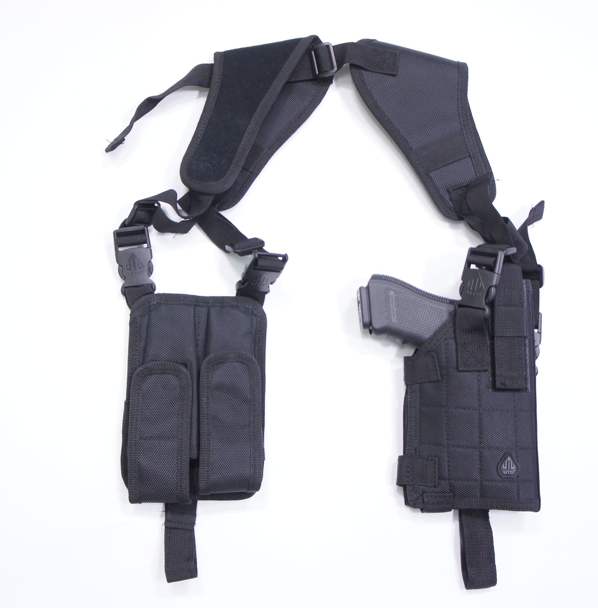 Anwendungsbeispiel von Schulterholster  mit Glock 17