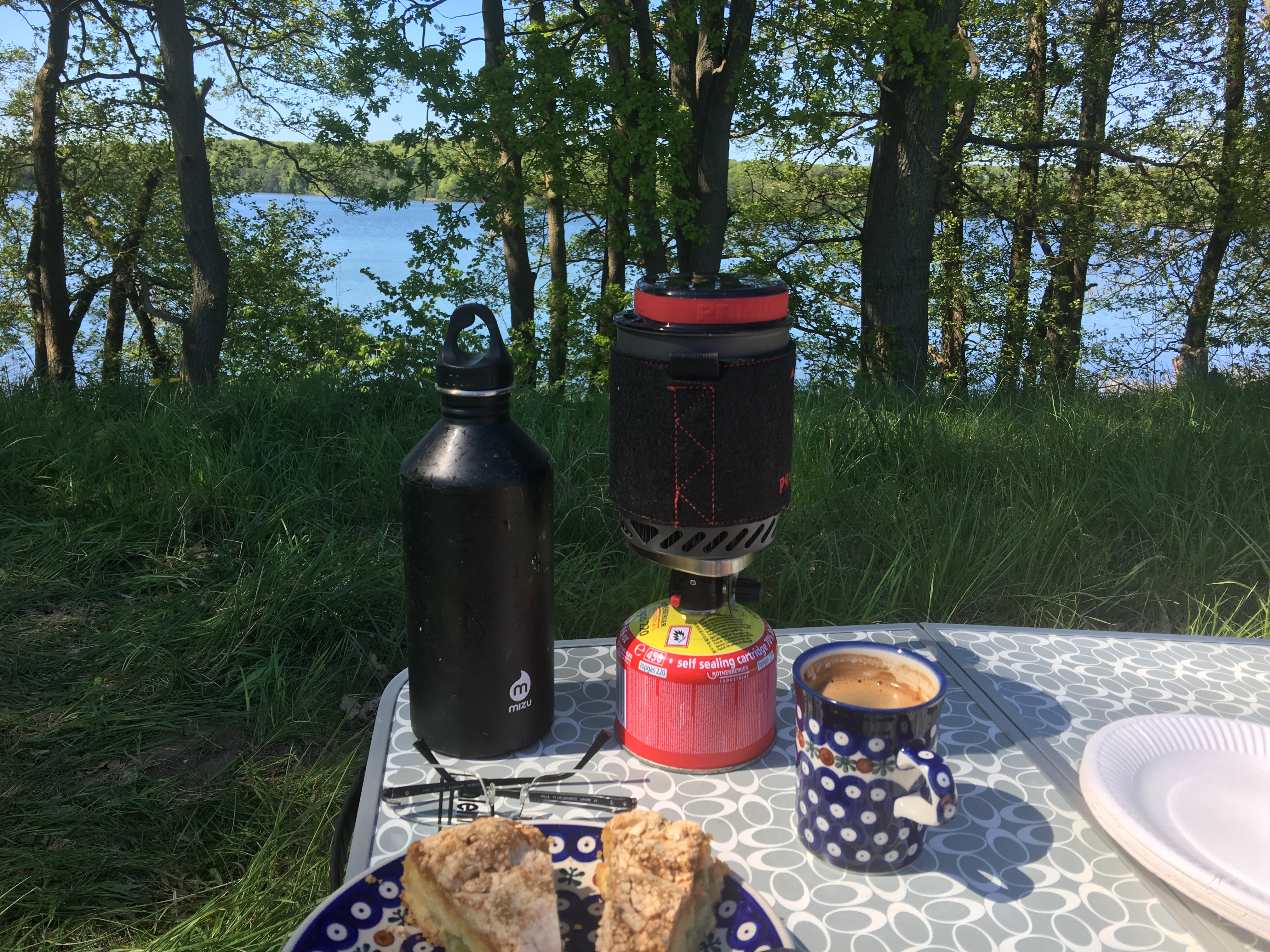 Auch beim picknicken ist dieser Tisch sehr ntzlich.