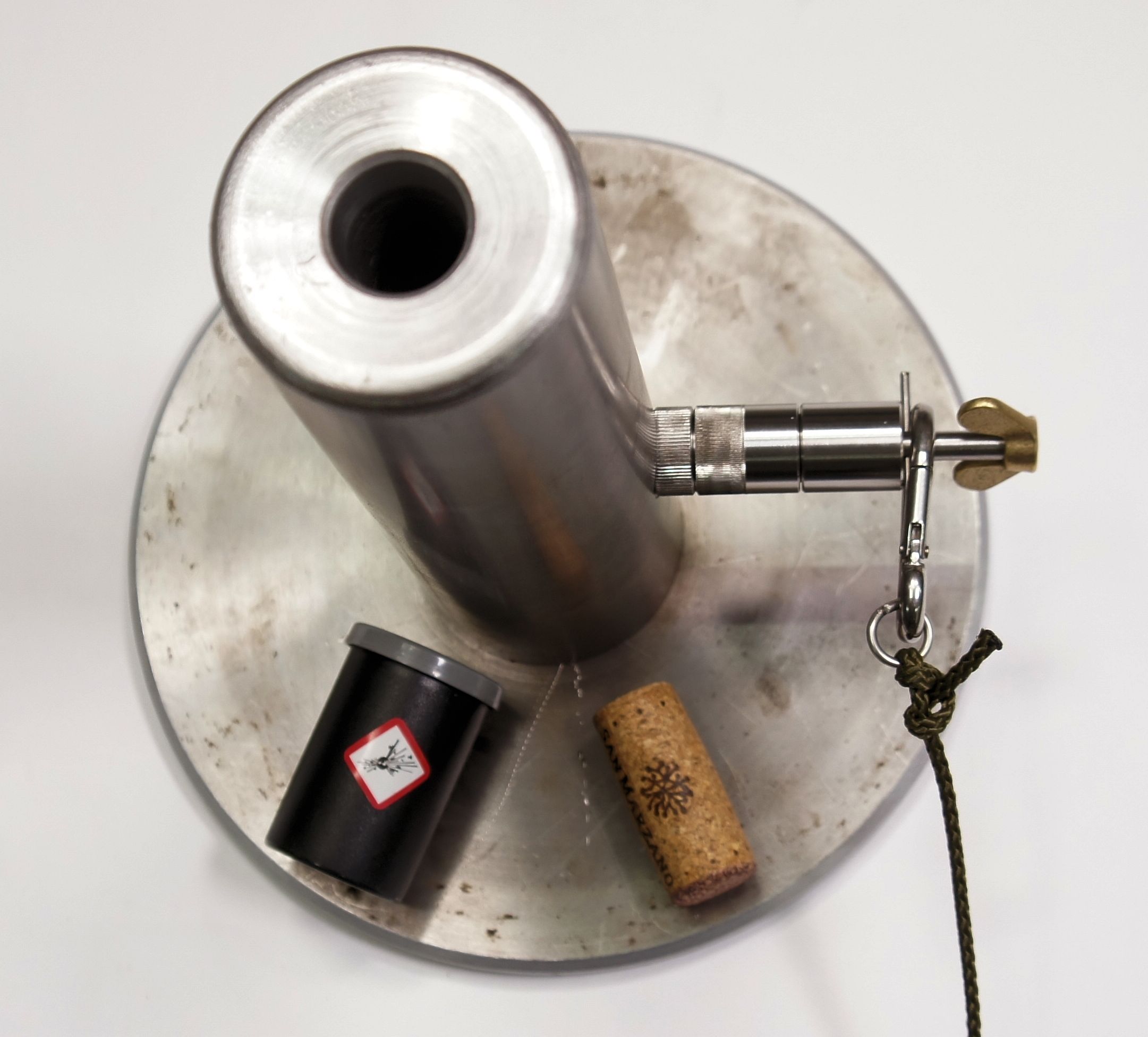 Anzündsystem G3 - Perkussions- Zündvorrichtung für Böllerkanonen und Standböller Anzündsystem G3 - Perkussions- Zündvorrichtung für Böllerkanonen und Standböller