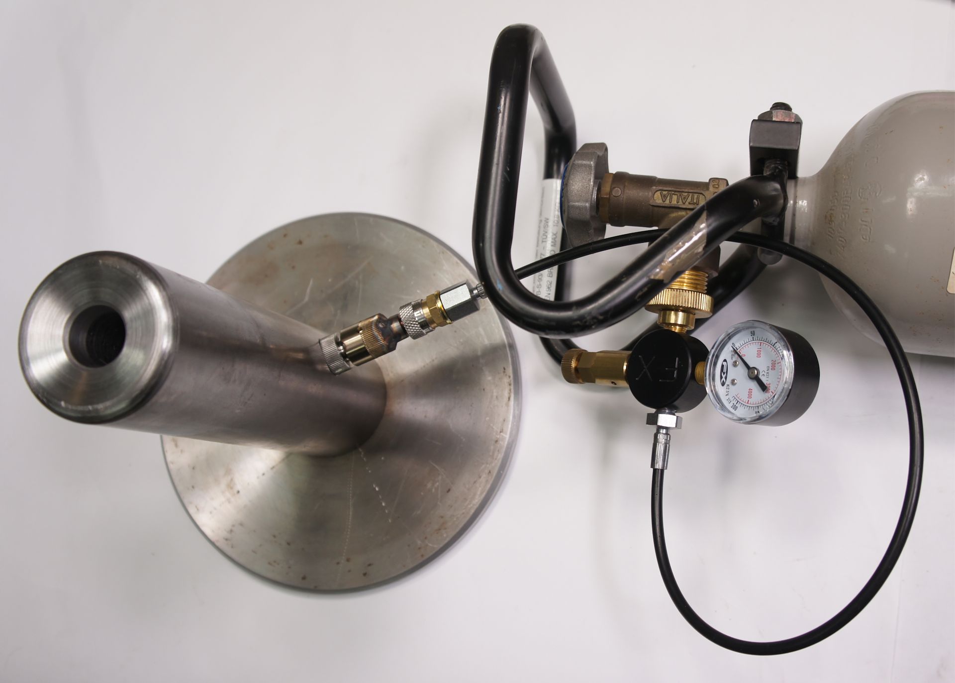 Ausblasadapter mit Anschluss Foster 8mm zum Anzündsystem G3 Ausblasadapter mit Anschluss Foster 8mm zum Anzündsystem G3