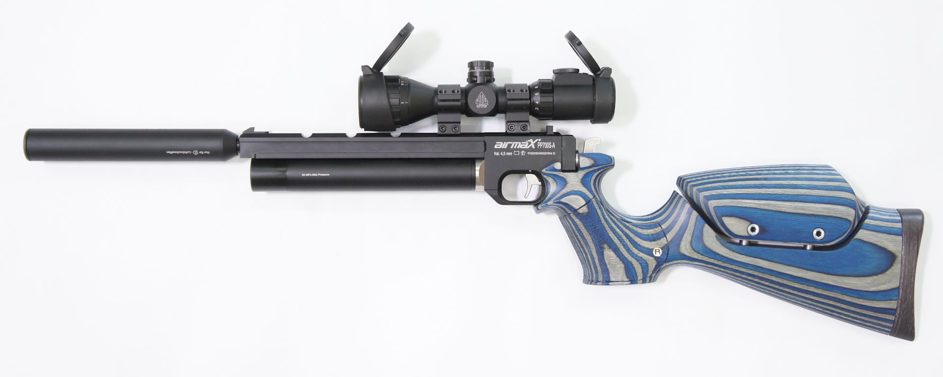 Kombinationsbeispiel mit diesem Pistolenkarabiner mit Optik und Schalldämpfer als Zubehör gegen Aufpreis