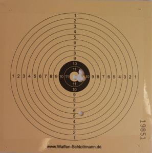 Trefferbild vom Luftgehr HW 30 mit Schalldämpfer